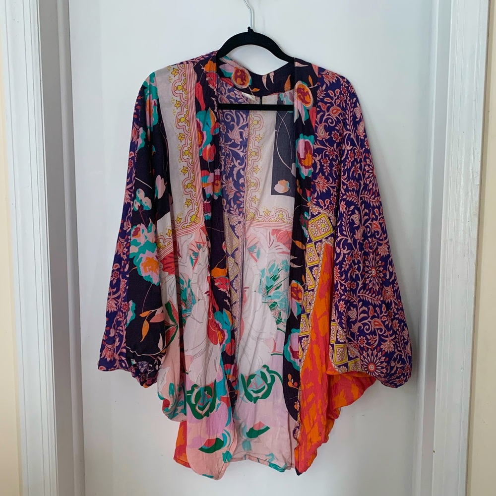 Colourful pattern kimono wrap